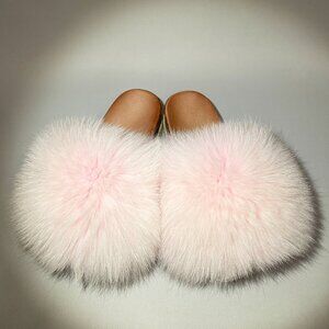Bubblegum Pink Real Fur Fox Slippers
